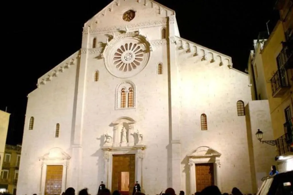 Palazzo Manfredi 37 Villa Bari 0*,